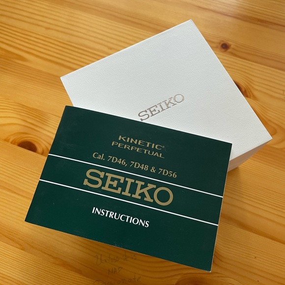 **SOLD** Seiko Premier Kinetic Perpetual Watch 7D48-0AH0 Special Edition Leather - Picture 14 of 16